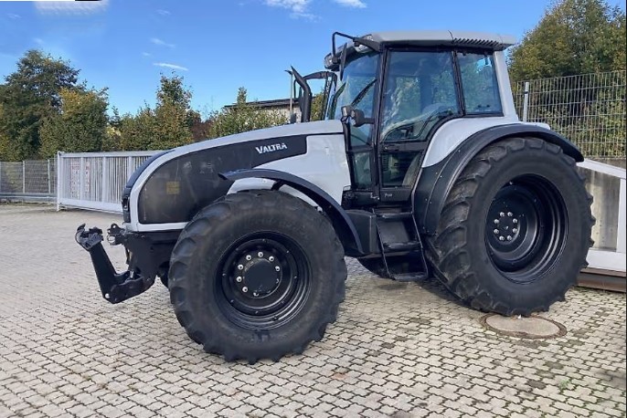 John Deere 6120 M
